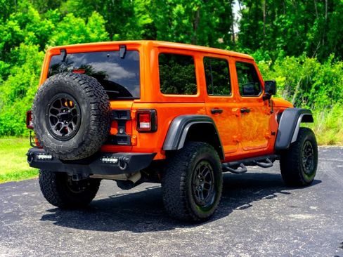 Used 2023 Jeep Wrangler Unlimited Sport AWD/4WD image 9