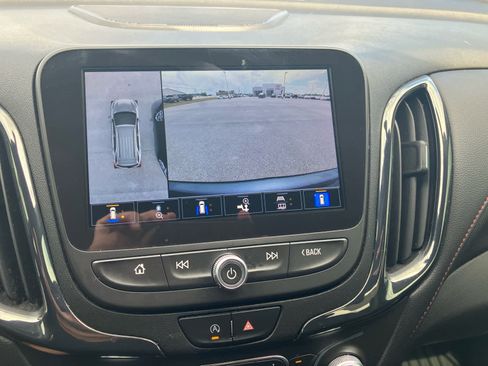 Used 2022 Chevrolet Equinox RS w/ RS Leather Package FWD image 23