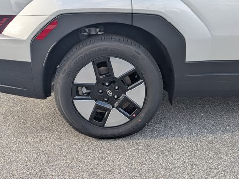 New 2026 Hyundai Santa Fe SE image 13