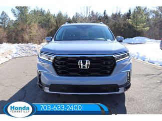 New 2025 Honda Pilot Touring video 2