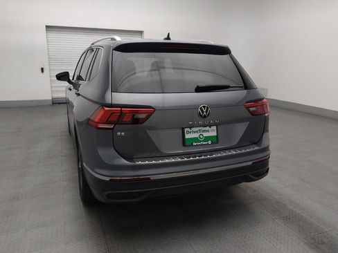 Used 2022 Volkswagen Tiguan SE FWD image 6