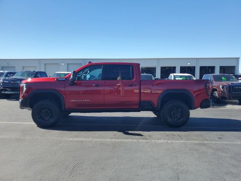 Used 2024 GMC Sierra 2500 AT4X w/ AT4X AEV Edition image 6