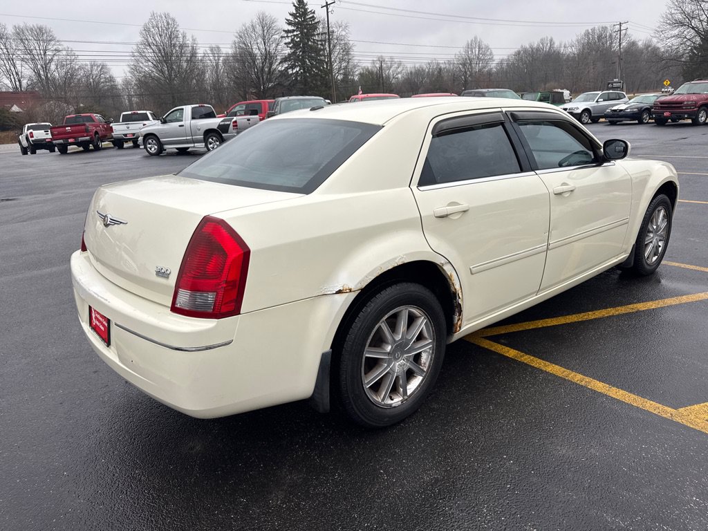 Used 2007 Chrysler 300 Touring L w/ Luxury Group AWD/4WD image 6