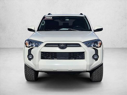 Used 2023 Toyota 4Runner SR5 Premium image 2