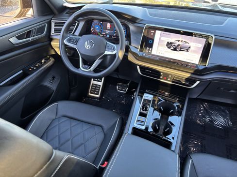 Certified 2025 Volkswagen Atlas Cross Sport SEL Premium R-Line image 12