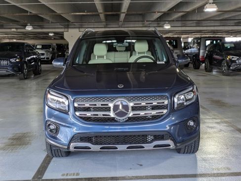 Certified 2021 Mercedes-Benz GLB 250 w/ Premium Package image 2