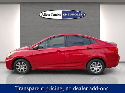 Used 2013 Hyundai Accent GLS image 9