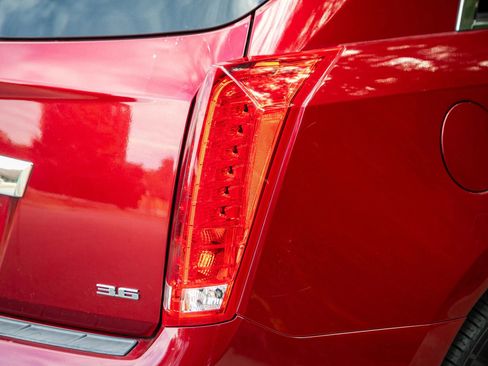 Used 2013 Cadillac SRX Luxury w/ Driver Awareness Package image 8