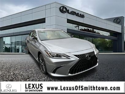 New 2025 Lexus ES 350 w/ Premium Package