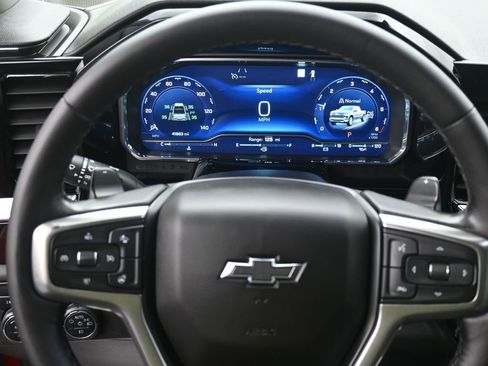 Used 2023 Chevrolet Silverado 1500 RST AWD/4WD image 9
