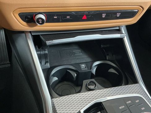 Certified 2025 BMW 330i Sedan w/ M Sport Package RWD image 15