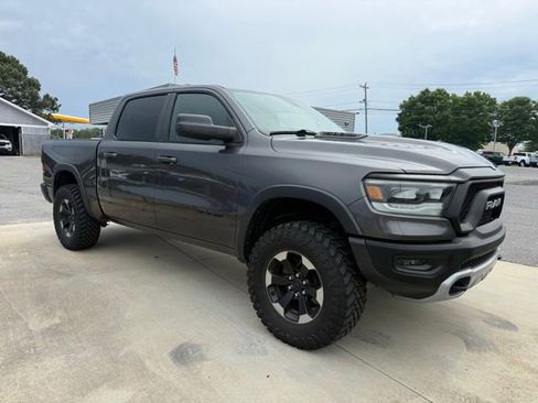 Used 2019 RAM 1500 Rebel AWD/4WD image 4
