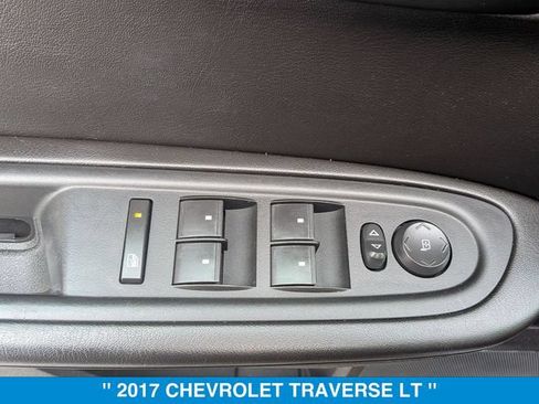 Used 2017 Chevrolet Traverse LT AWD/4WD image 12