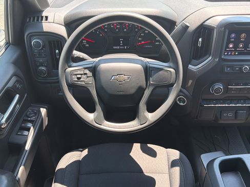 Used 2025 Chevrolet Silverado 1500 Custom Trail Boss w/ Turbomax Blackout Package AWD/4WD image 30