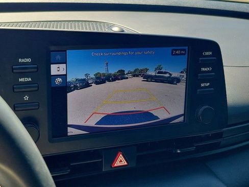 Used 2025 Hyundai Elantra Sport FWD image 29