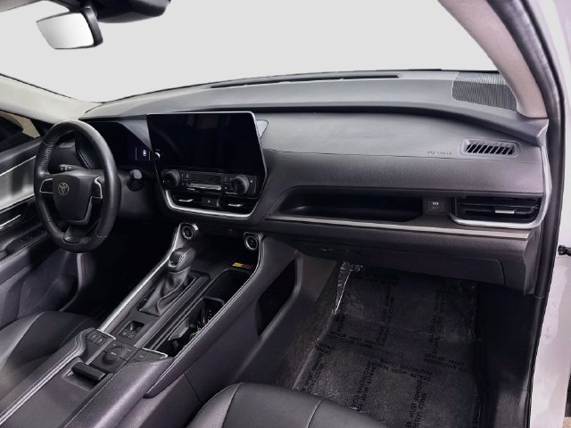 Certified 2025 Toyota Grand Highlander FWD image 31