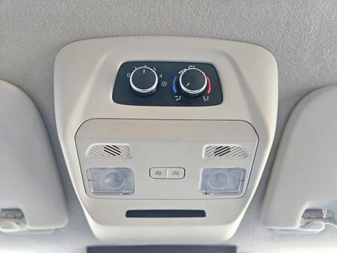 Used 2024 Ford Transit 350 XLT RWD image 25