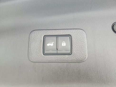 Used 2024 Nissan Armada SL AWD/4WD image 47