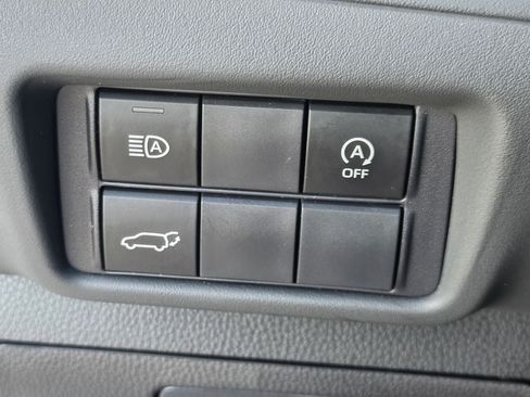 Used 2026 Toyota Highlander XLE AWD/4WD image 25