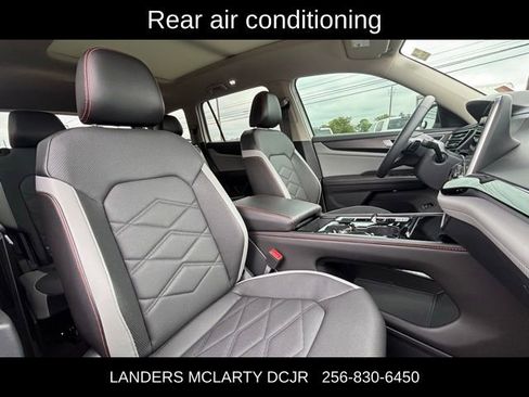 Used 2024 Volkswagen Atlas Peak Edition SE AWD/4WD image 11