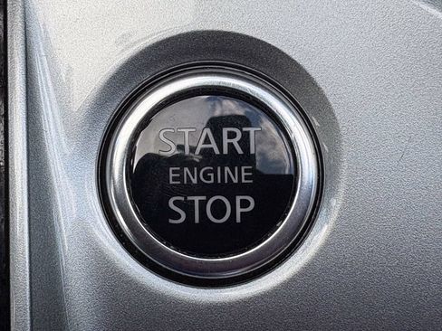 Used 2024 Nissan Altima 2.5 SR FWD image 24