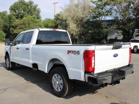 Used 2023 Ford F350 XLT w/ FX4 Off-Road Package AWD/4WD image 5