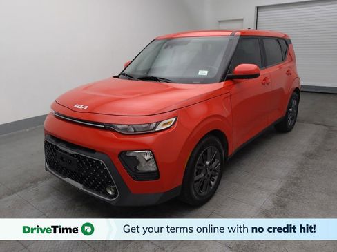 Used 2022 Kia Soul EX image 1