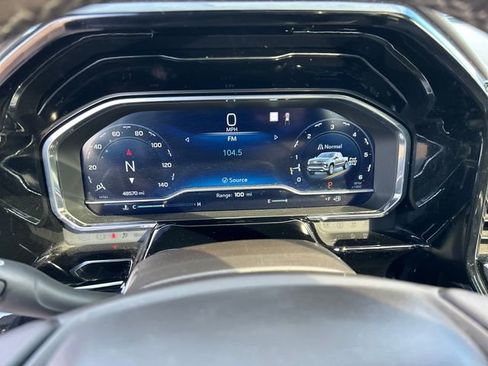 Used 2022 Chevrolet Silverado 1500 LTZ w/ LTZ Premium Package image 18