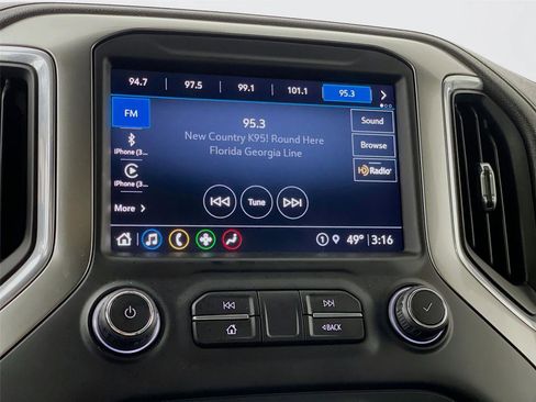 Used 2021 Chevrolet Silverado 2500 LTZ w/ LTZ Plus Package image 17