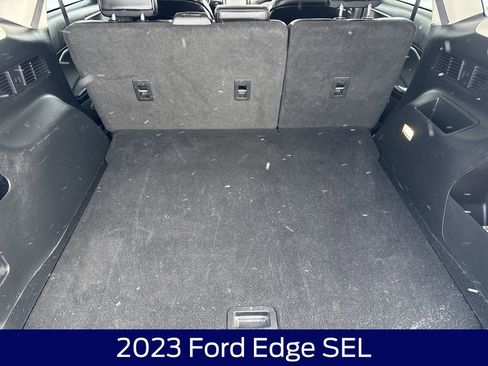 Used 2023 Ford Edge SEL image 16