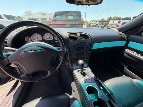 Used 2003 Ford Thunderbird RWD image 12