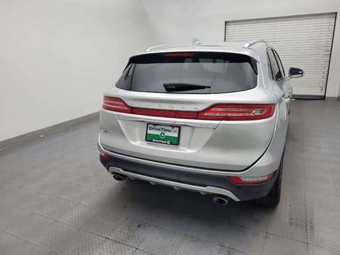 Used 2019 Lincoln MKC Premiere FWD image 7