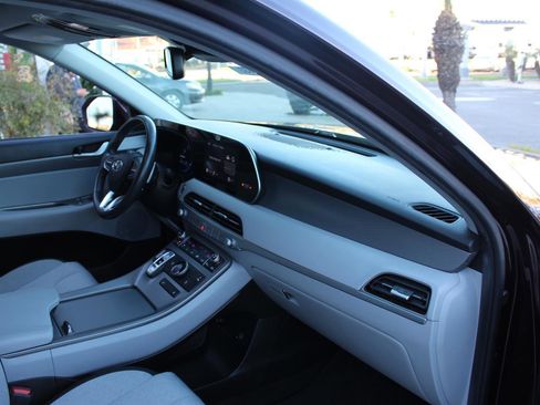 Used 2021 Hyundai Palisade SEL w/ Convenience Package image 14