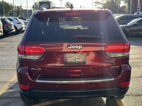 Used 2019 Jeep Grand Cherokee Limited image 17