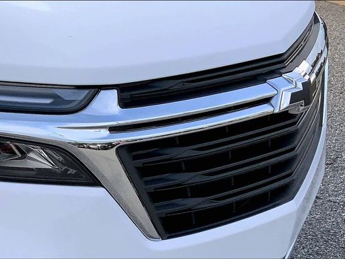 Used 2024 Chevrolet Equinox LT w/ LPO, Floor Liner Package FWD image 29