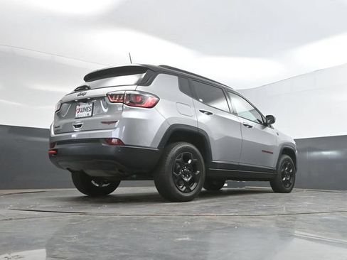Used 2023 Jeep Compass Trailhawk AWD/4WD image 44