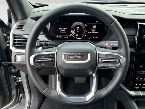 Certified 2025 GMC Acadia Elevation w/ Elevation Premium Package image 10