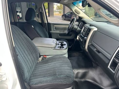Used 2014 RAM 1500 Classic SLT w/ Luxury Group AWD/4WD image 31