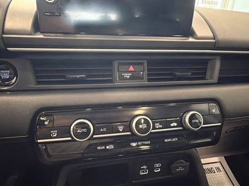 Used 2023 Honda Pilot Touring image 29