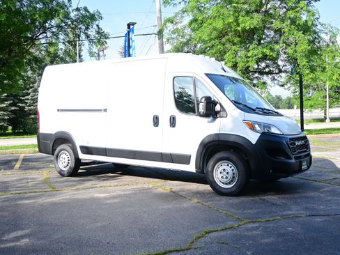 New 2026 RAM ProMaster 3500 w/ Cold Weather Group FWD image 16
