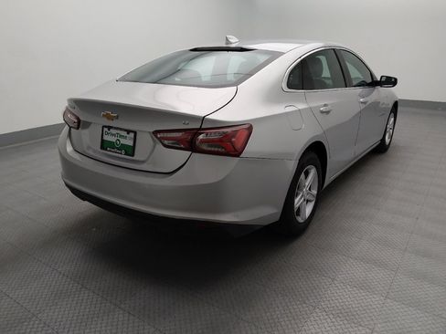 Used 2022 Chevrolet Malibu LT FWD image 7
