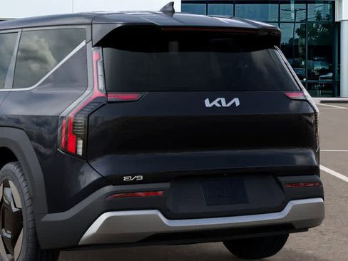 New 2026 Kia EV9 Light image 13