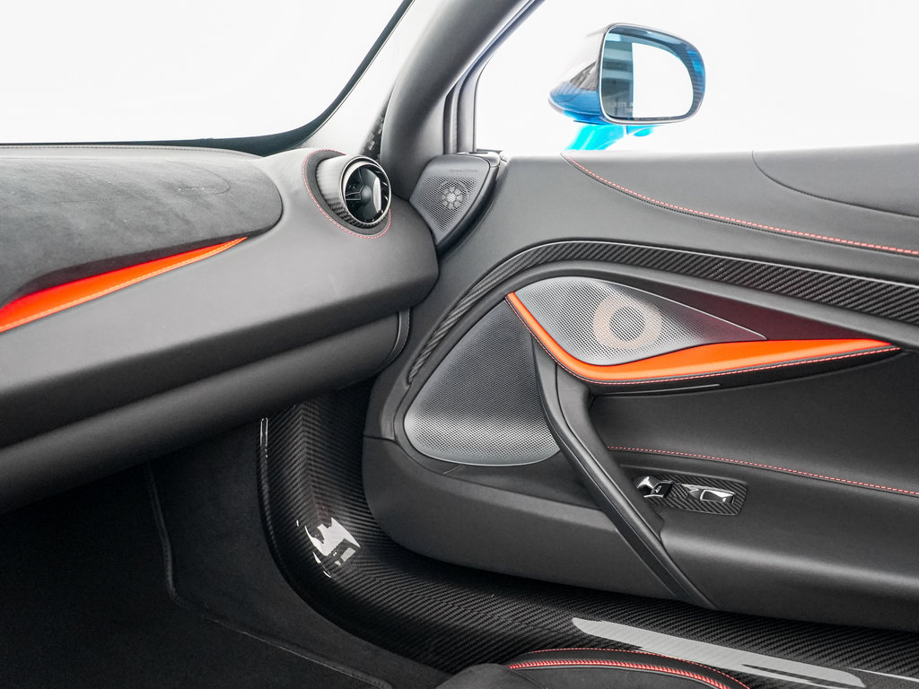 Used 2023 McLaren 720S Performance RWD image 11