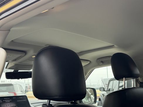 Used 2024 INFINITI QX80 Luxe image 16