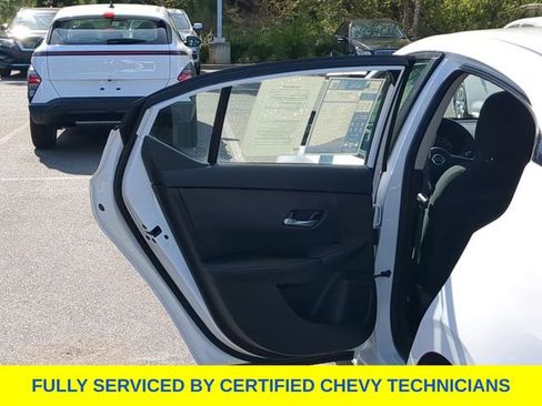 Used 2023 Nissan Sentra SV FWD image 38