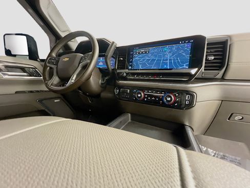 Used 2024 Chevrolet Silverado 3500 LTZ w/ LTZ Plus Package image 34