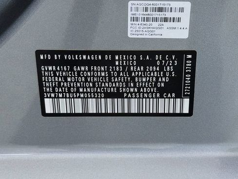 Used 2023 Volkswagen Jetta SE FWD image 31