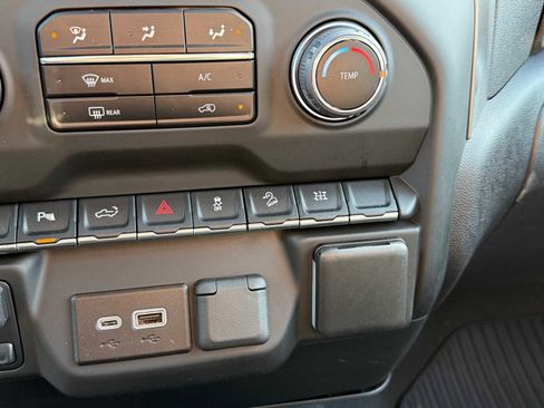 Used 2024 Chevrolet Silverado 2500 Custom w/ Custom Value Package image 46