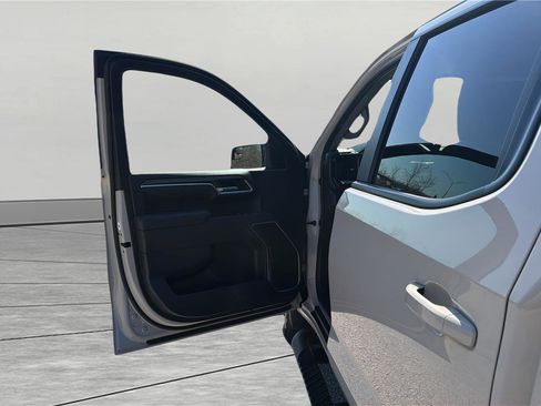 Used 2026 Chevrolet Silverado 1500 RST w/ RST Select Package image 15