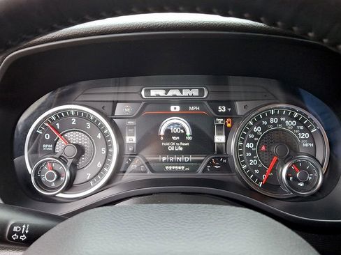 Used 2022 RAM 1500 Big Horn AWD/4WD image 23